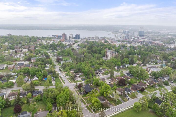 Property Photo:  168 Berczy Street  ON L4M 3R6 