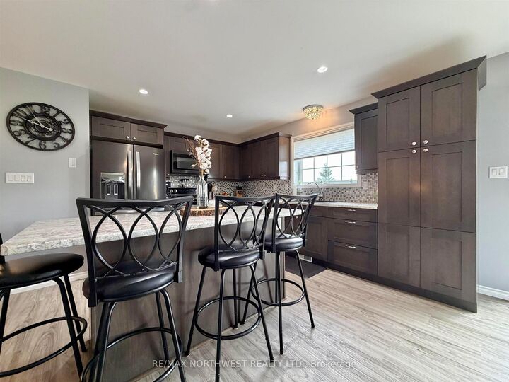 Property Photo:  8 Spruce Drive  ON P0W 1E0 