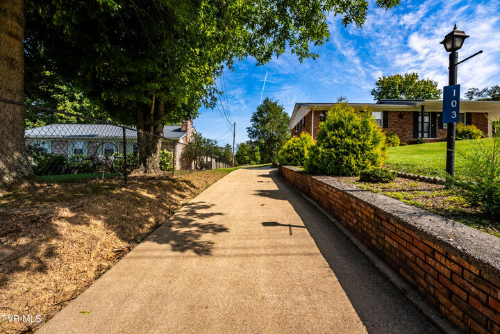 Property Photo: 103 Valley View Drive TN 37857