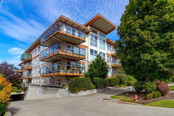 Property Photo:  2940 Harriet Rd #404  BC V9A 1T3 