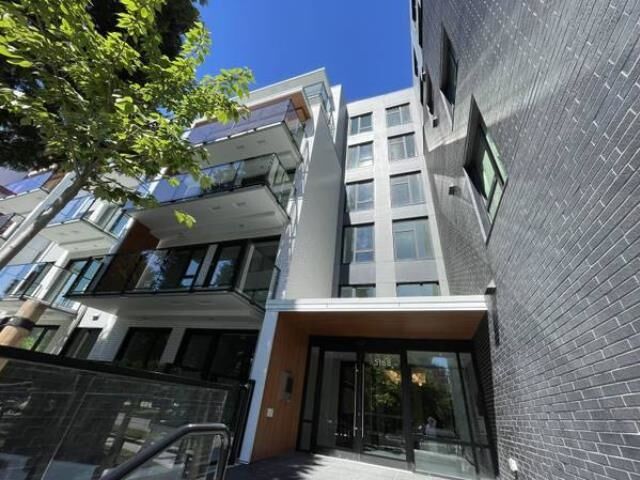 Property Photo:  5168 Cambie Street 203  BC V5Z 0K7 