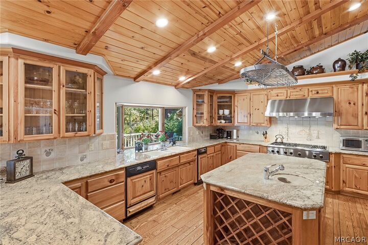 Property Photo:  137 Bayside Drive  CA 92315 