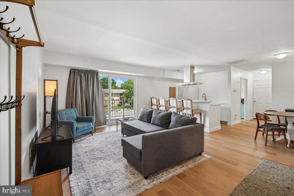 Property Photo: 7990 Audubon Avenue C1 VA 22306