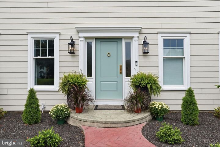 Property Photo:  30 Dunkin Drive  PA 18977 