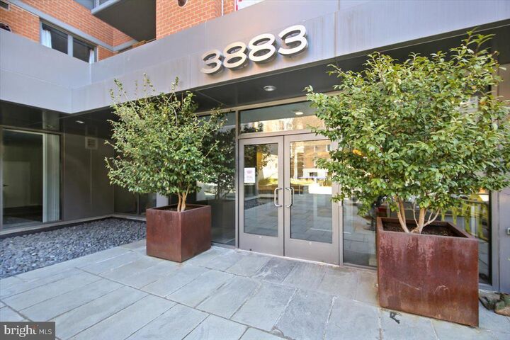 Property Photo: 3883 Connecticut Avenue NW 215 DC 20008