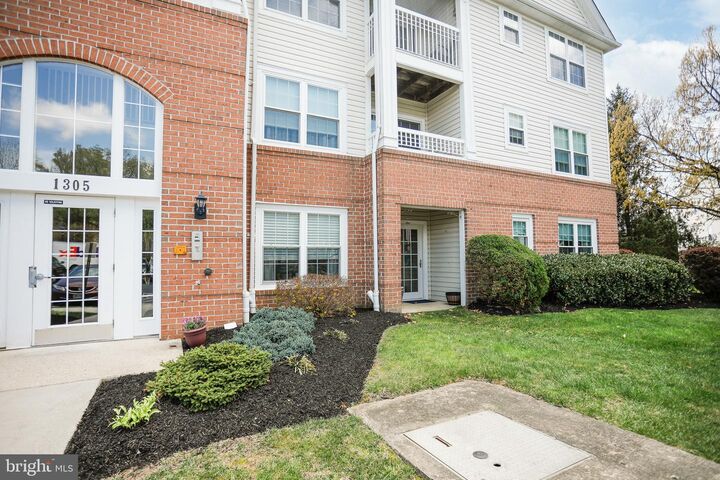 Property Photo:  1305 Sheridan Place D 70  MD 21015 