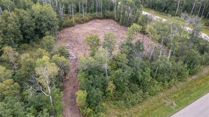 Property Photo:  45 Lilac Lane  MB R0A 0W2 