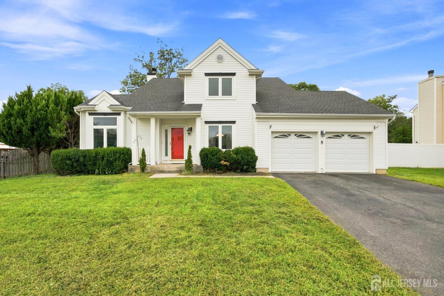 Property Photo: 5 Cherrywood Drive NJ 08854
