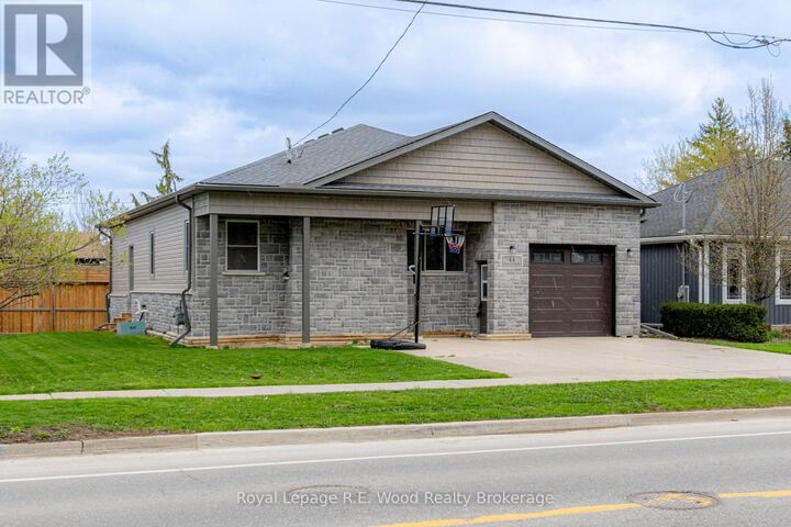 Property Photo:  44 Stover Street North  ON N0J 1P0 