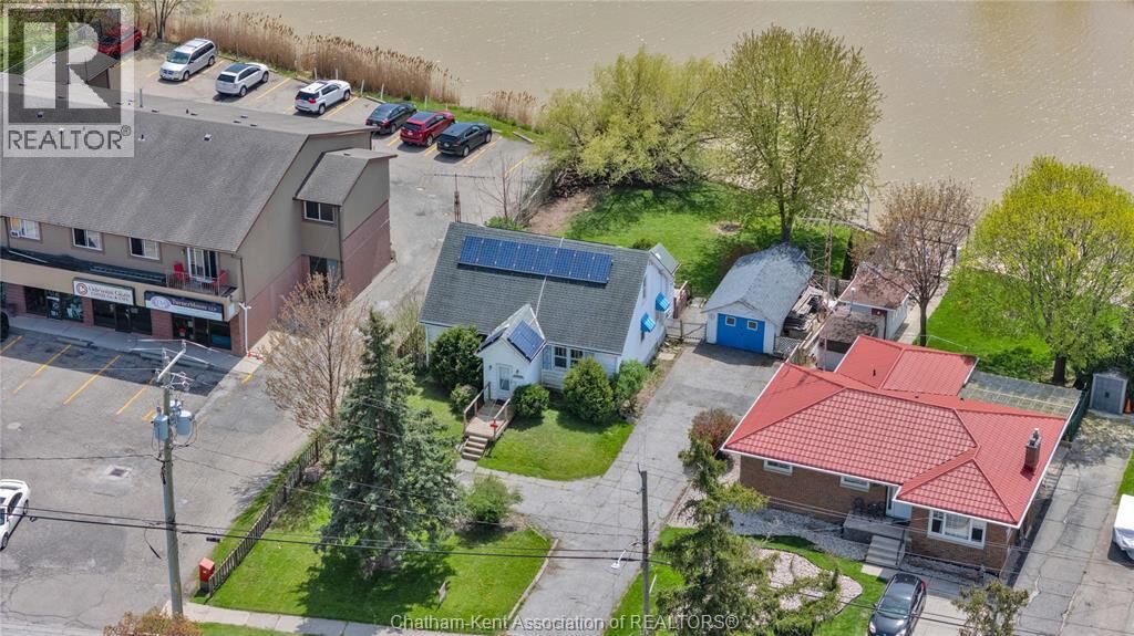 Property Photo: 204 Margaret Avenue ON N8A 2A1