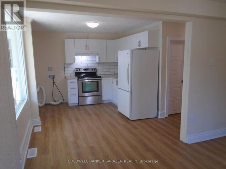 Photo de la propriété: 383 Montfort Street North ON K1L 5M9