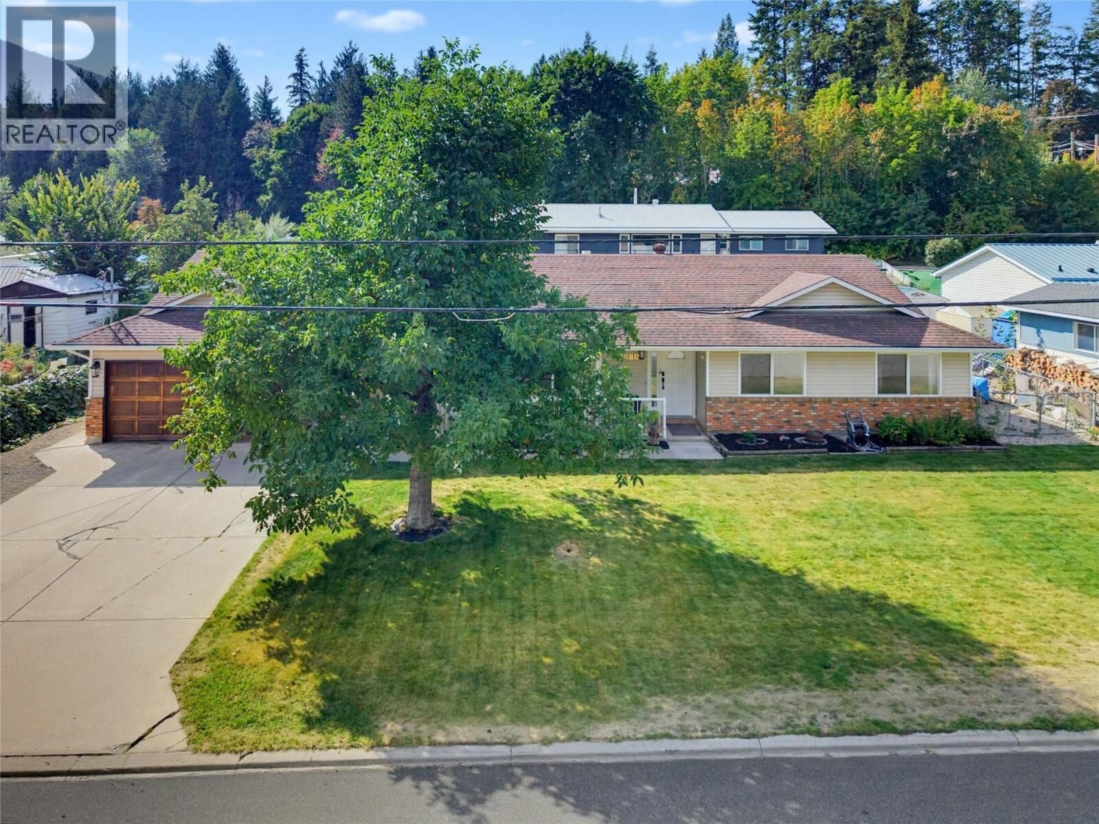 Property Photo:  5080 70 Avenue Northeast  BC V0E 1K0 