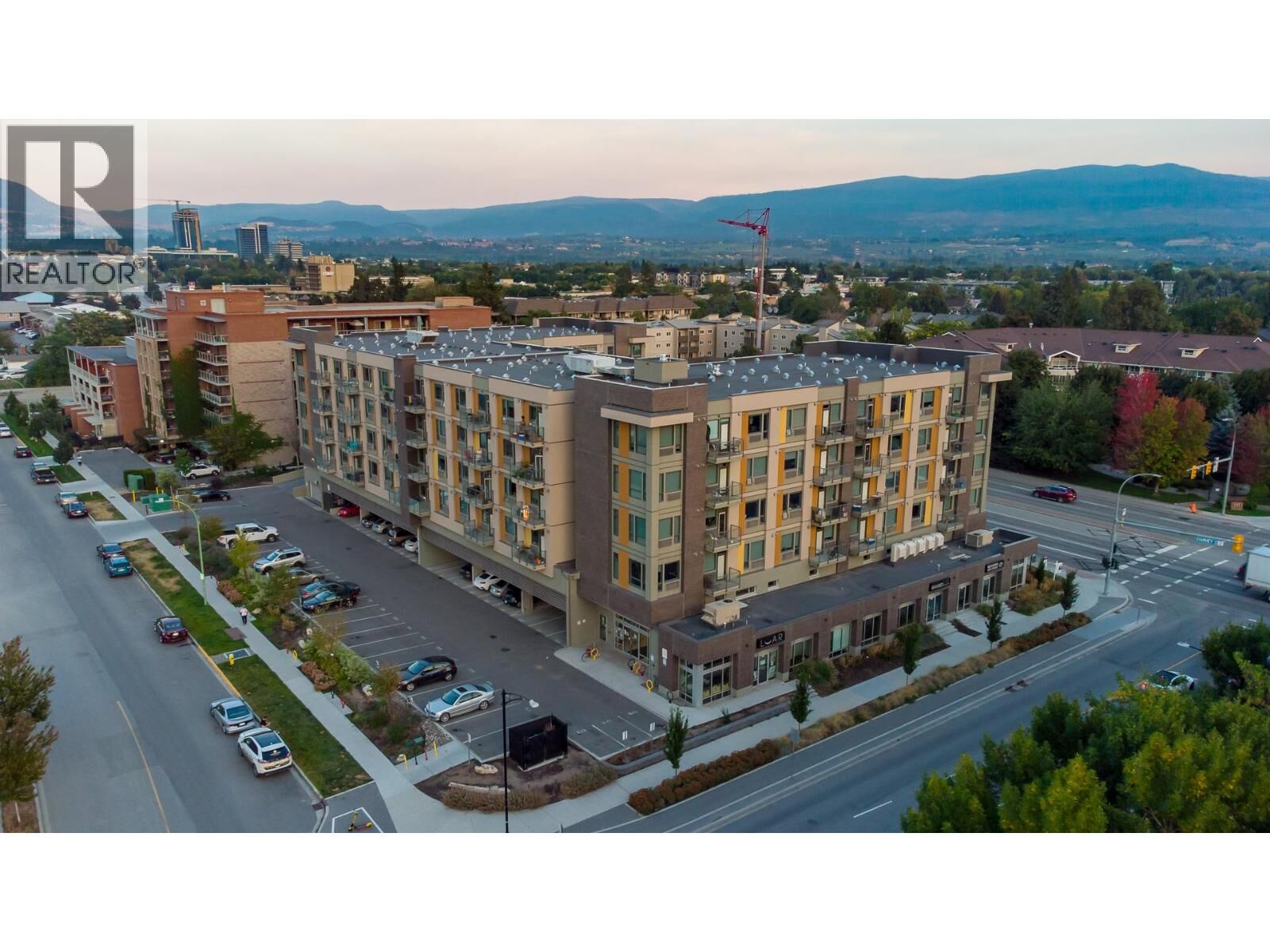 Property Photo:  925 Leon Avenue 618  BC V1Y 0E5 