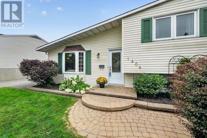 Property Photo:  1404 Matheson Road  ON K1J 8B6 