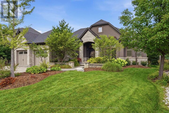 Property Photo: 561 Eagletrace Drive ON N6G 0E8
