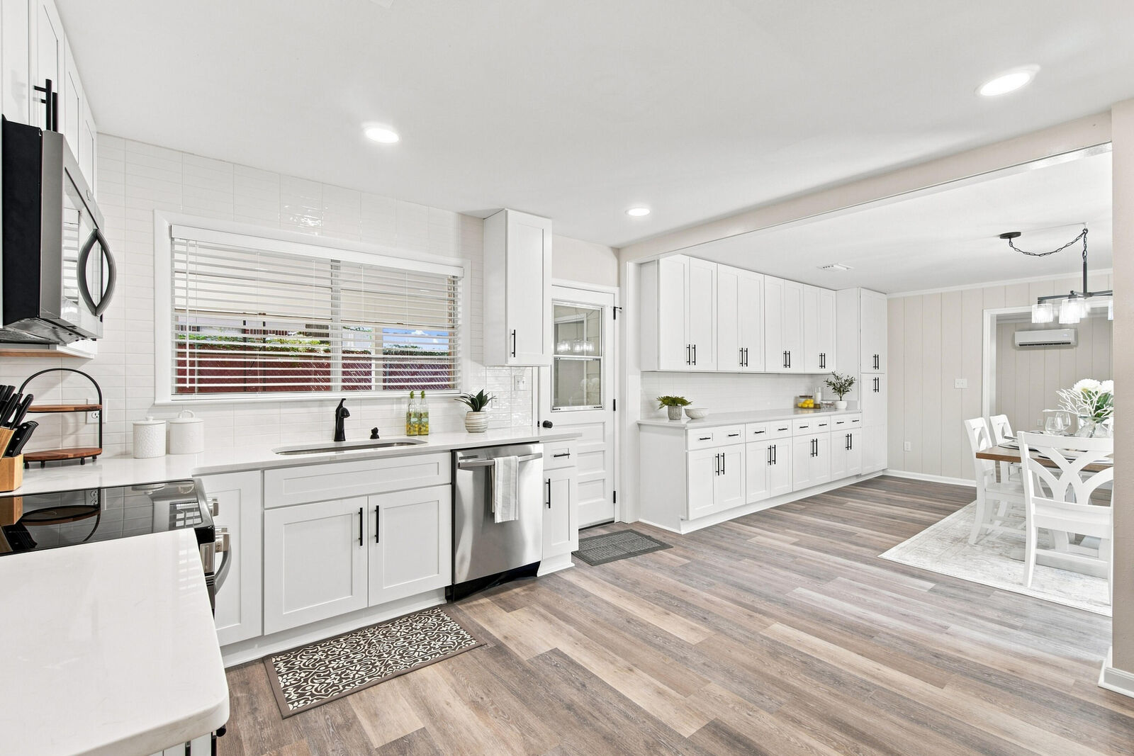 Property Photo: 225 NW Bayou Woods Drive FL 32548