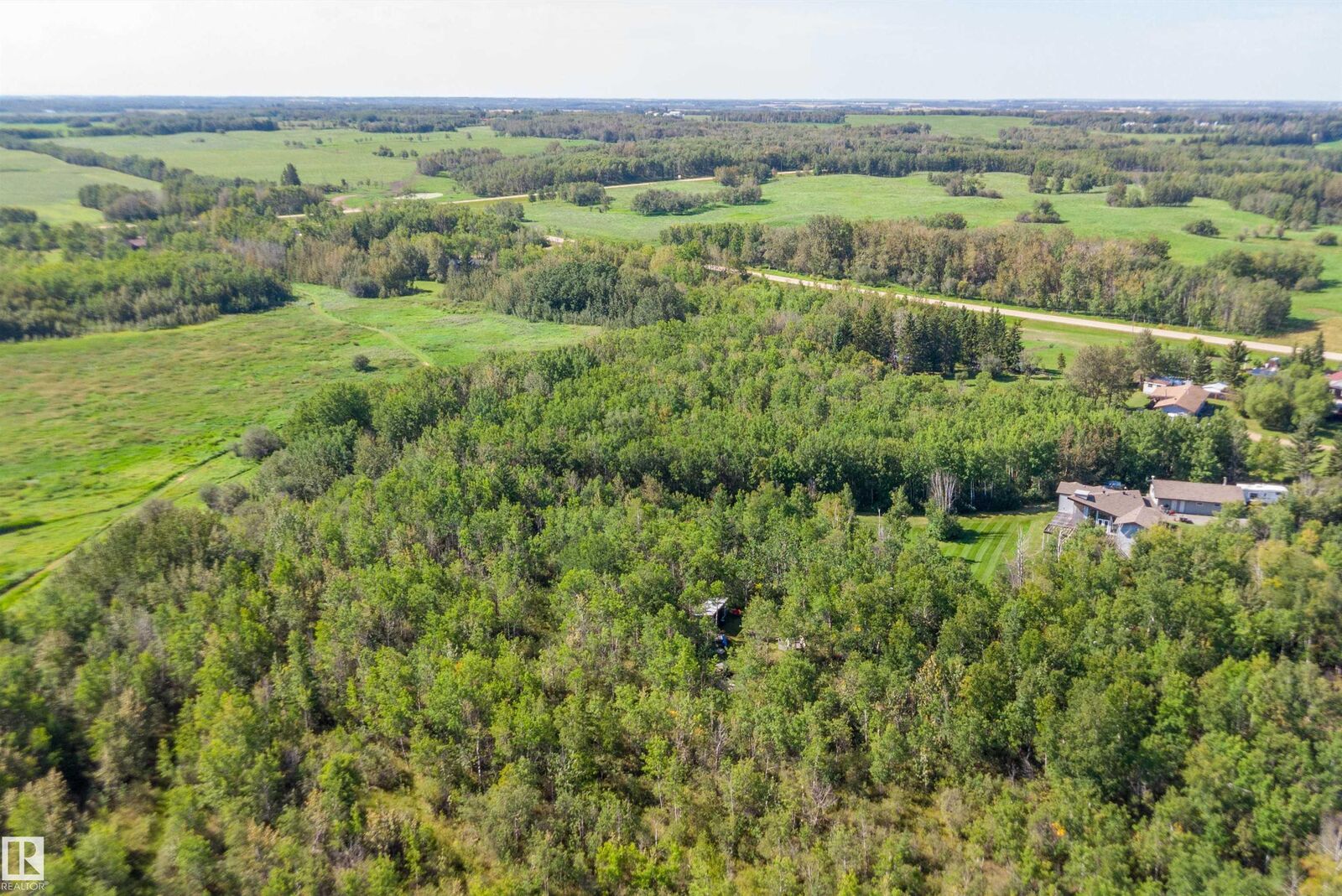 Property Photo:  49427 Rng Rd 211A  AB T0B 2M1 