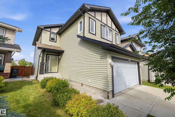 Property Photo:  4020 166 Avenue NW  AB T5Y 0N9 
