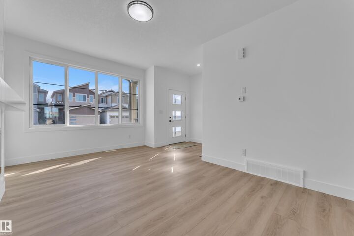 Property Photo:  285 Munn Way  AB T9E 1V1 