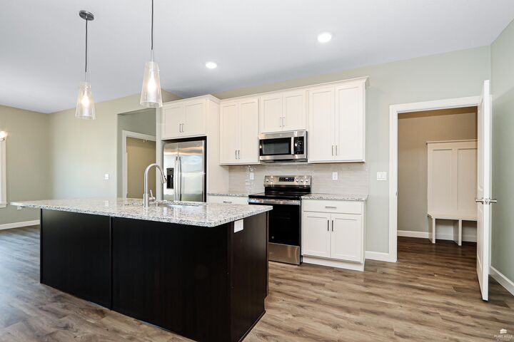 Property Photo: 1722 Sutter Woods Road KS 66441
