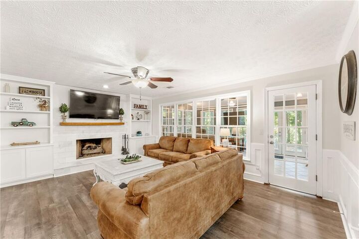Property Photo: 4961 Thornwood Trace NW GA 30102