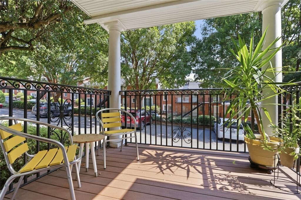 Property Photo:  869 Briarcliff Road NE B 18  GA 30306 
