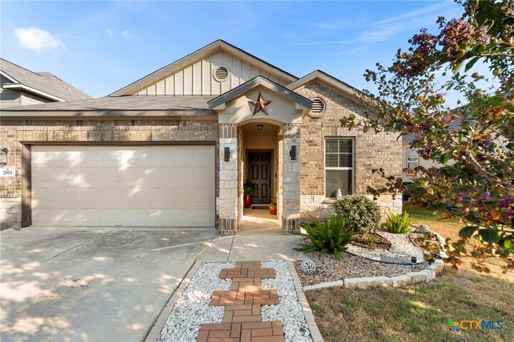 Property Photo: 2909 Sunset Summit TX 78130