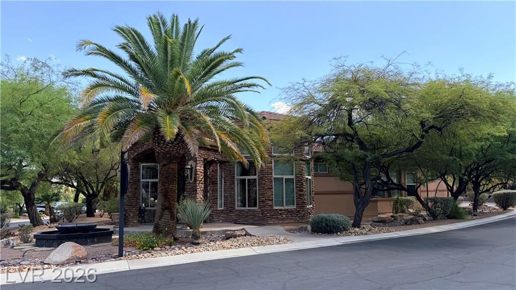 Property Photo: 490 Toucan Ridge Court NV 89012