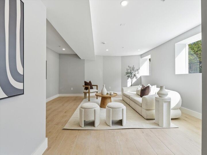 Property Photo: 437 Ogden Ave 1L NJ 07307