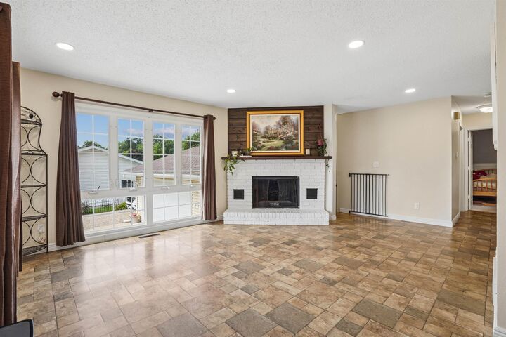 Property Photo:  562 Jones Road  IA 50707 
