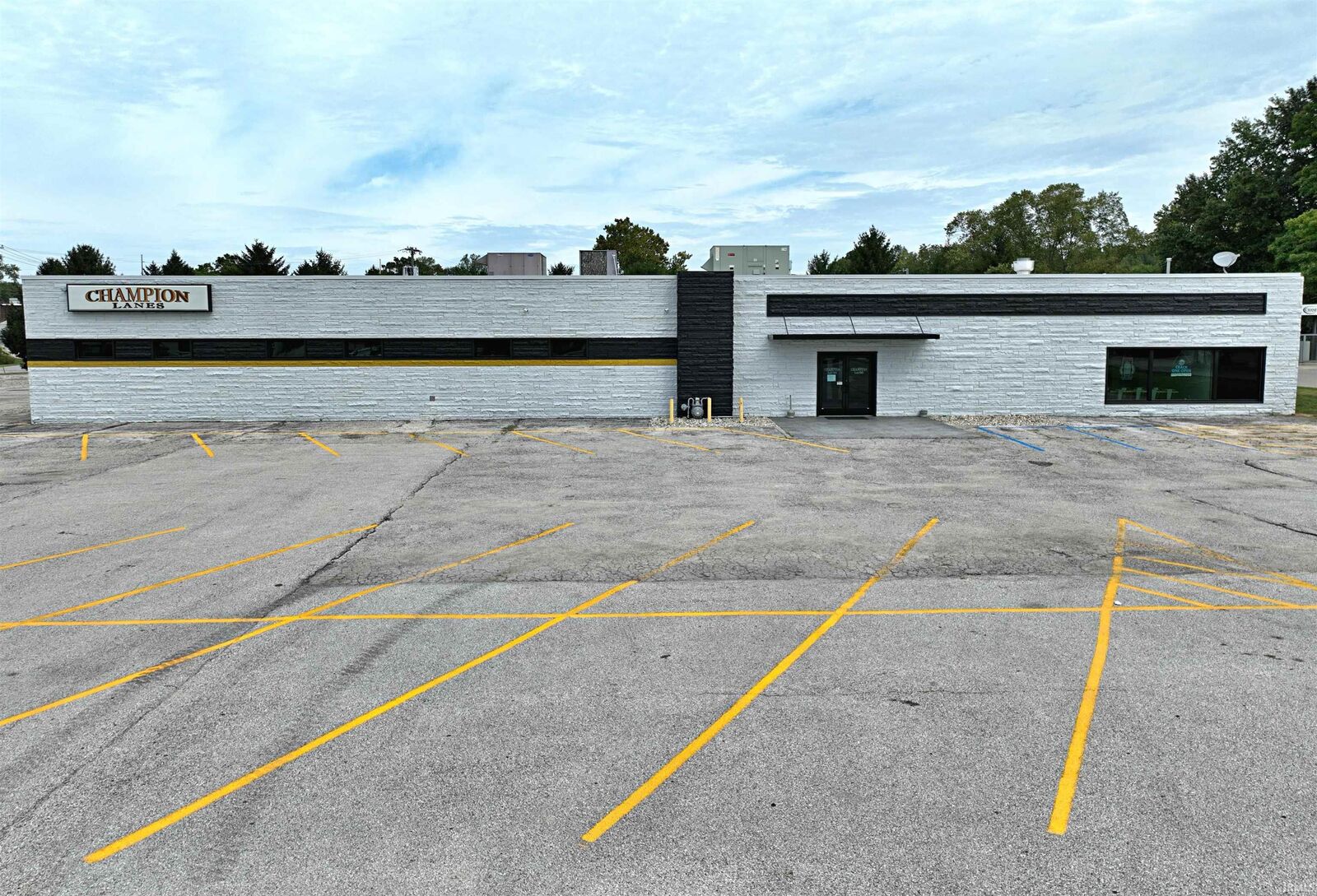 Property Photo: 2100 State Street IN 47501