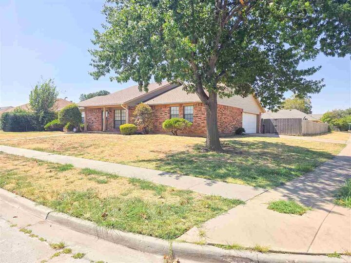 Property Photo:  1120 NW 73rd Street  OK  