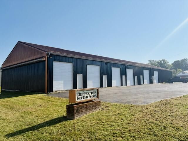 Property Photo: 138 S Columbia Avenue KY 42718