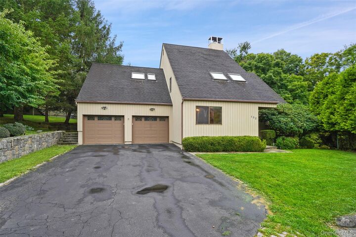 Property Photo:  152 Arbor Crest  NY 10589 