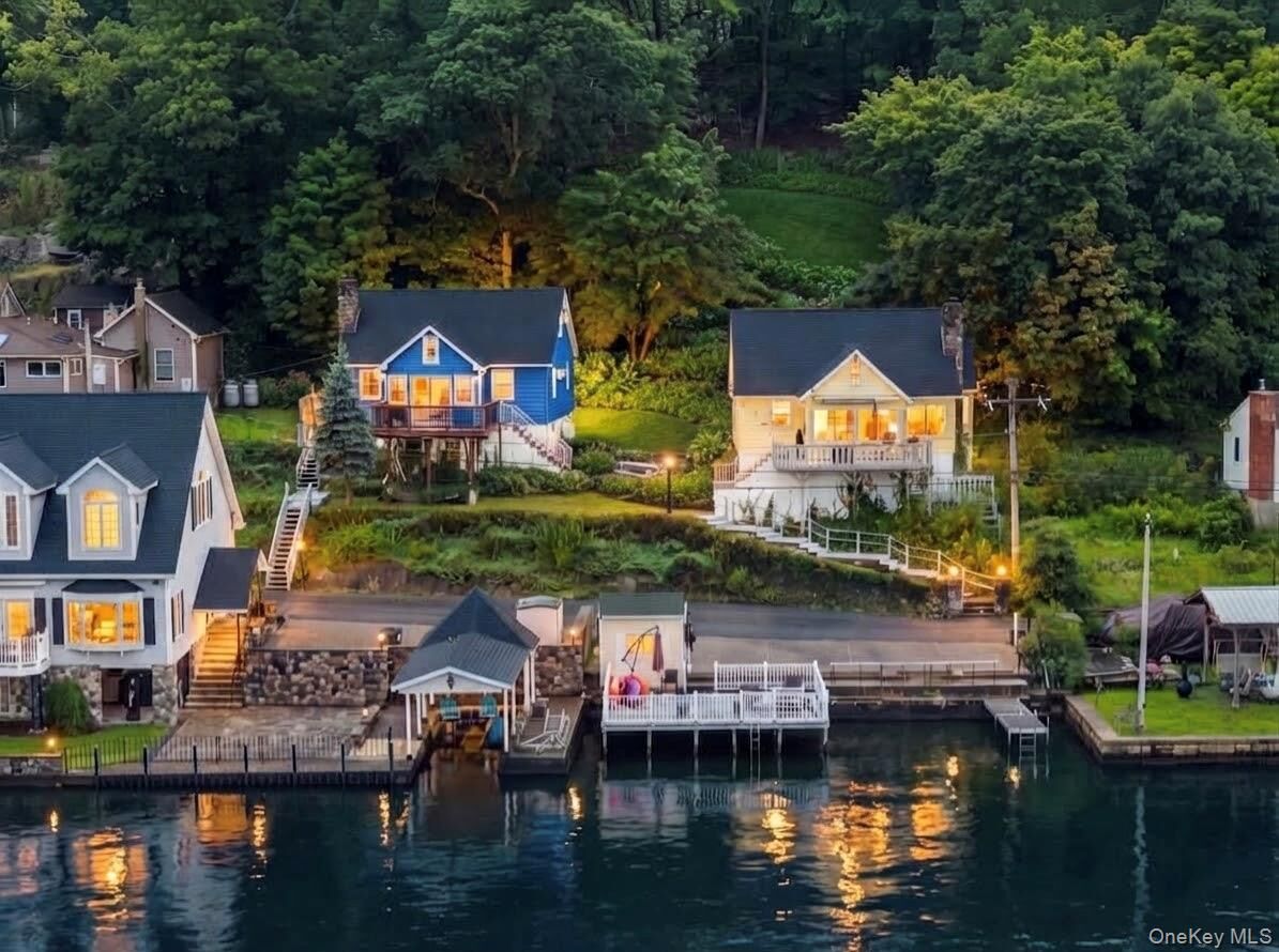 Property Photo:  107 Lake Shore Road  NY 10925 