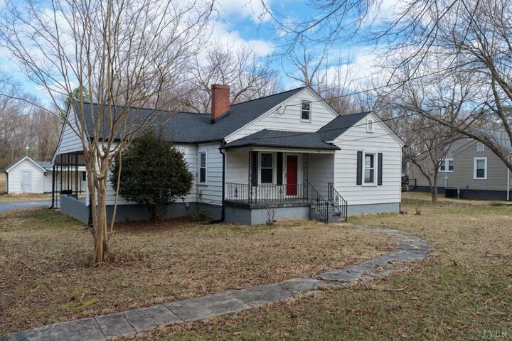 Property Photo:  108 Parkway Dr  VA 24541 