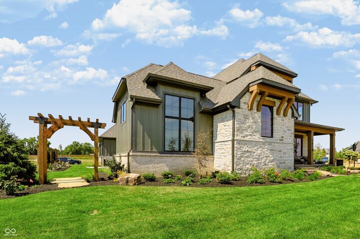 Property Photo:  5818 Marvie Dr  IN 46077 