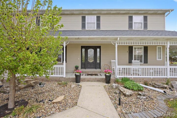 Property Photo: 435 Kelly Drive IL 62040