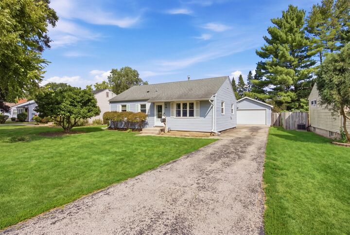 Property Photo: 105 N Western Avenue IL 60506