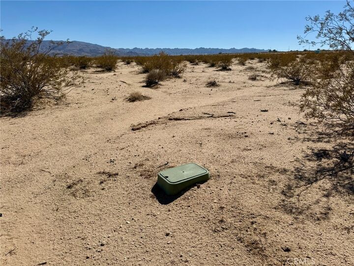 Property Photo: 1234 Indian Trl CA 92277