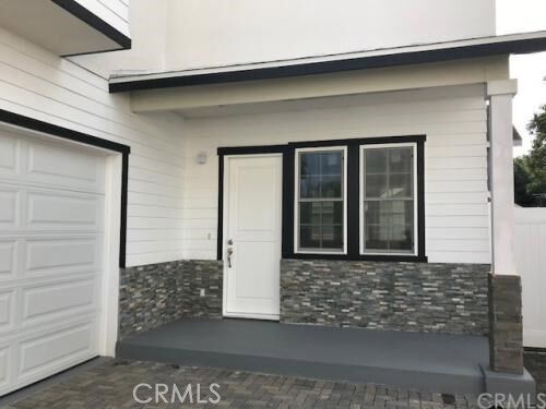 Property Photo:  1810 Pomona Avenue  CA 92627 
