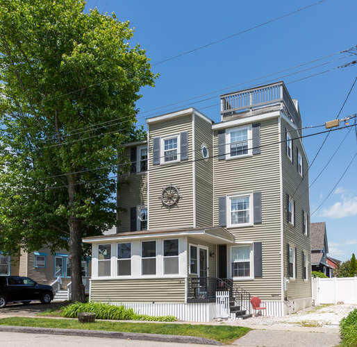 Property Photo:  18 Union Avenue  ME 04064 