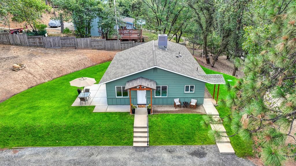 Property Photo: 645 Ponderosa Way CA 95713