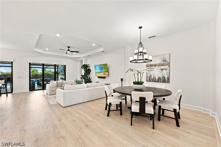 Property Photo: 15633 Triesta Lane FL 34114