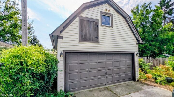 Property Photo:  132 Grove Drive  OH 44004 