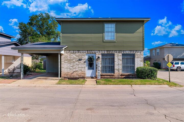 Property Photo:  119 Carriage Square Drive  LA 71112 