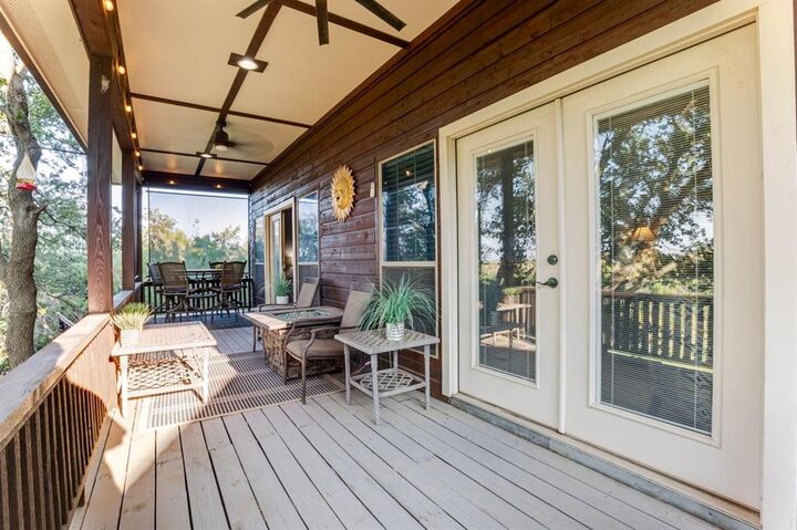 Property Photo: 115 Turnberry Loop TX 76449