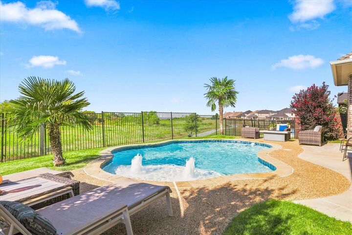Property Photo:  1305 Chiva Drive  TX 75068 