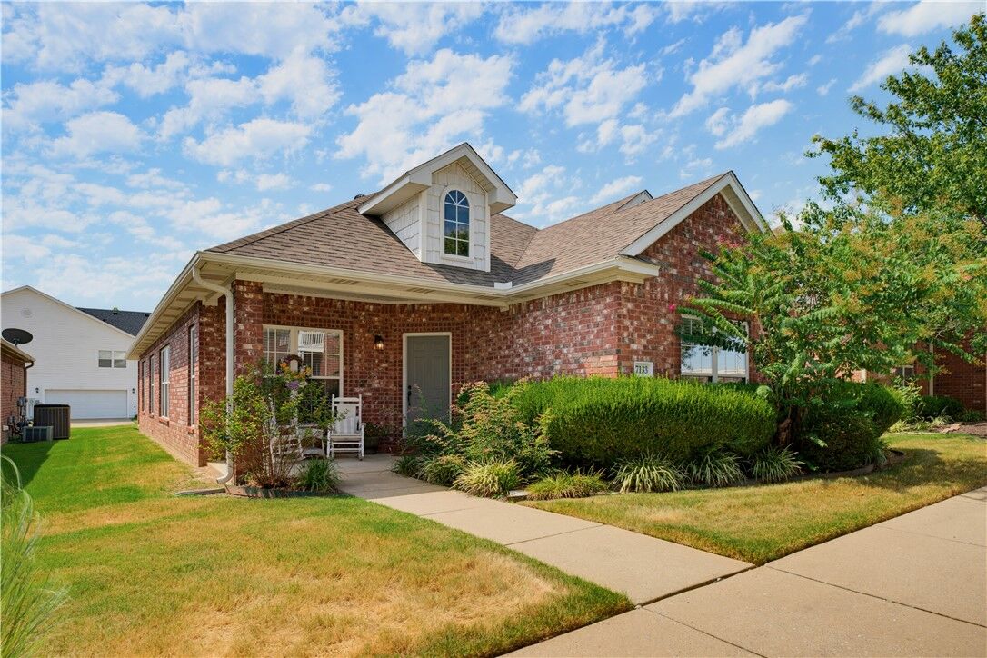 Property Photo:  7133 Coyote Crossing Avenue  AR 72762 