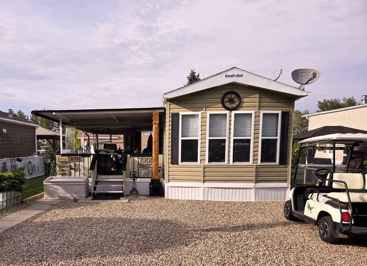 Property Photo:  Carefree Resort 722  AB T4G 0K6 